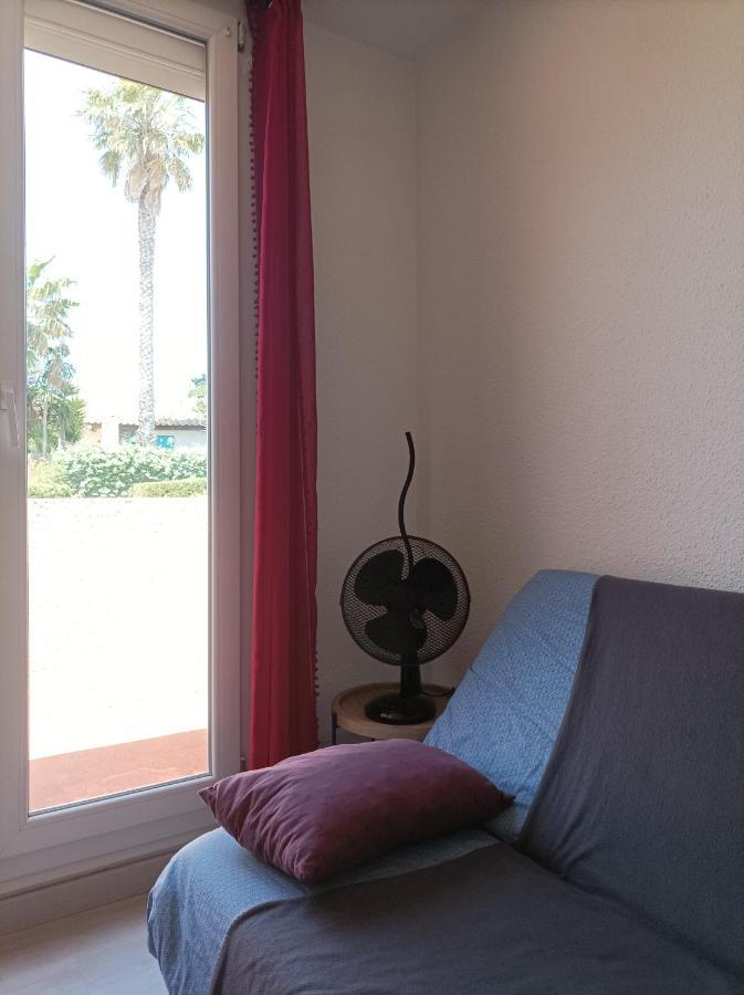 Lara 2 - T2 Balcon Piscine Lit Double & Clic-Clac Parking Pres Du Centre-Port Et Ile Loisirs Агд Экстерьер фото
