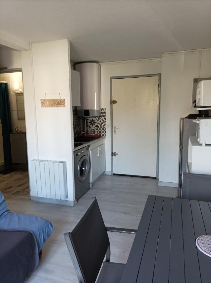 Lara 2 - T2 Balcon Piscine Lit Double & Clic-Clac Parking Pres Du Centre-Port Et Ile Loisirs Агд Экстерьер фото
